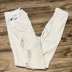 Classic White Distressed Skinny Jeans